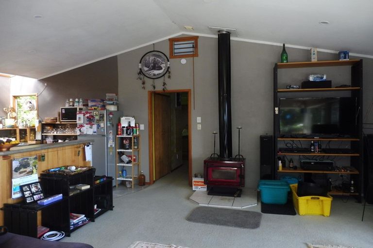 Photo of property in 408 Thames Coast Sh25 Road, Te Puru, Thames, 3575