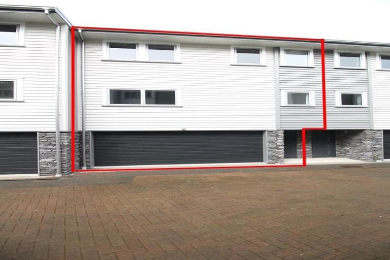 Photo of property in 15/13 Kaihu Street, Northcote, Auckland, 0627