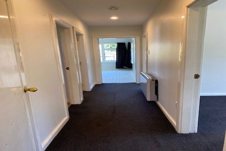 Photo of property in 42 Grimseys Road, Redwood, Christchurch, 8051