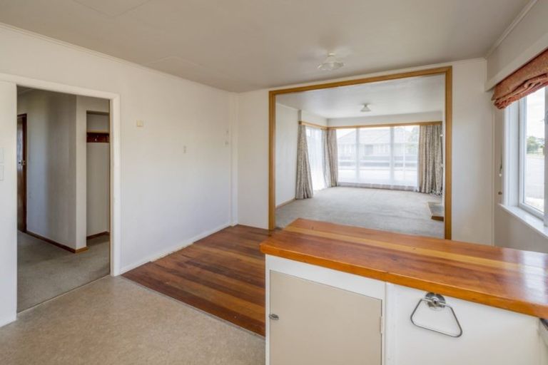 Photo of property in 60 Power Street, Levin, 5510