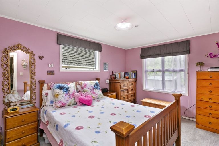 Photo of property in 22 Hathaway Avenue, Karori, Wellington, 6012