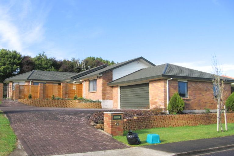 Photo of property in 27 Reynolds Drive, Glenview, Hamilton, 3206