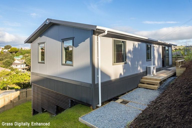 Photo of property in 48 Whanake Street, Titahi Bay, Porirua, 5022