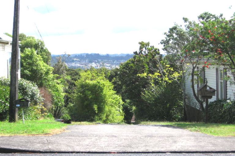 Photo of property in 33 Sunhill Road, Sunnyvale, Auckland, 0612