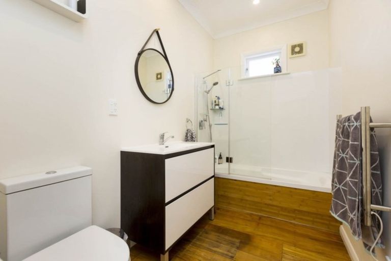 Photo of property in 13 Victoria Street, Ebdentown, Upper Hutt, 5018