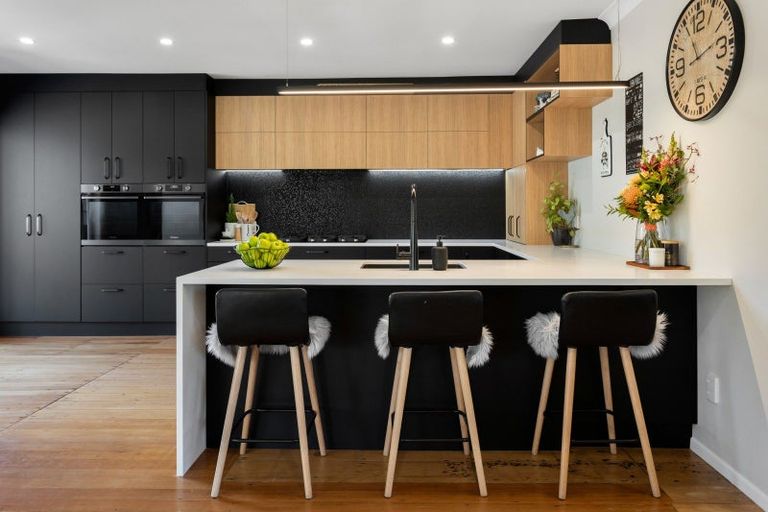 Photo of property in 11 Golf Road, Whitianga, 3591