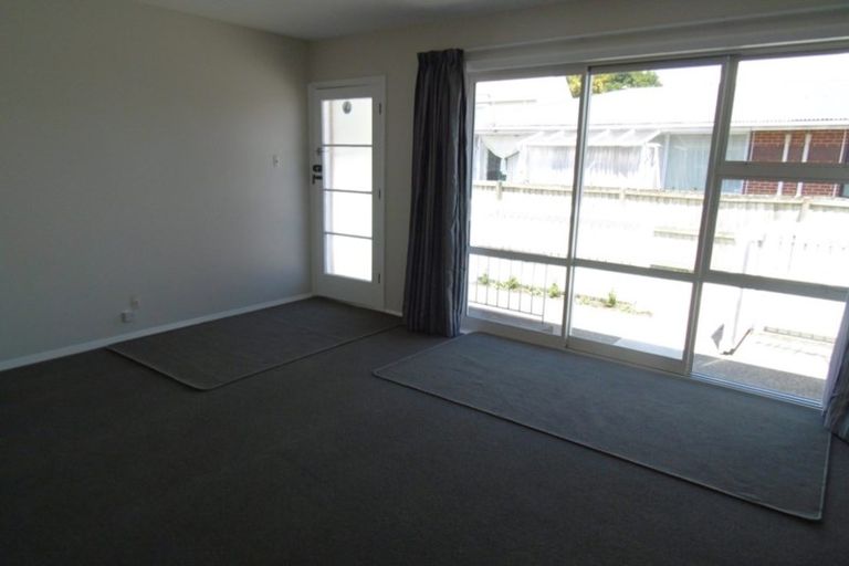 Photo of property in 4/28 Aikmans Road, Merivale, Christchurch, 8014