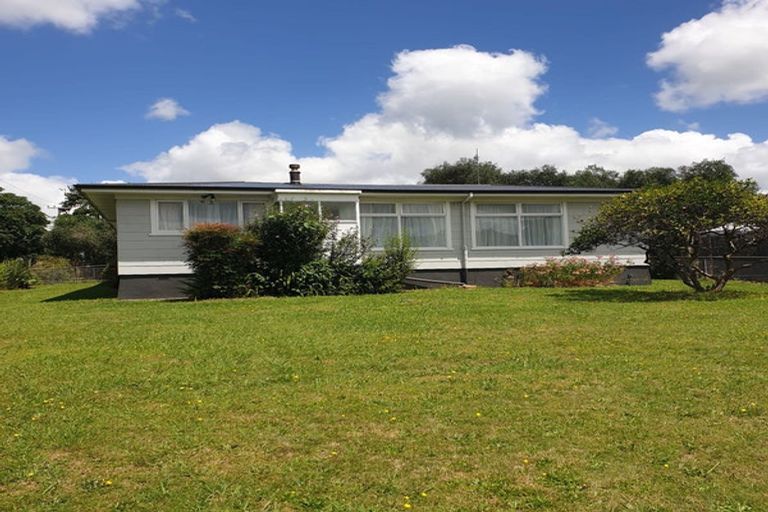 Photo of property in 22 Paerata Road, Pukekohe, 2120