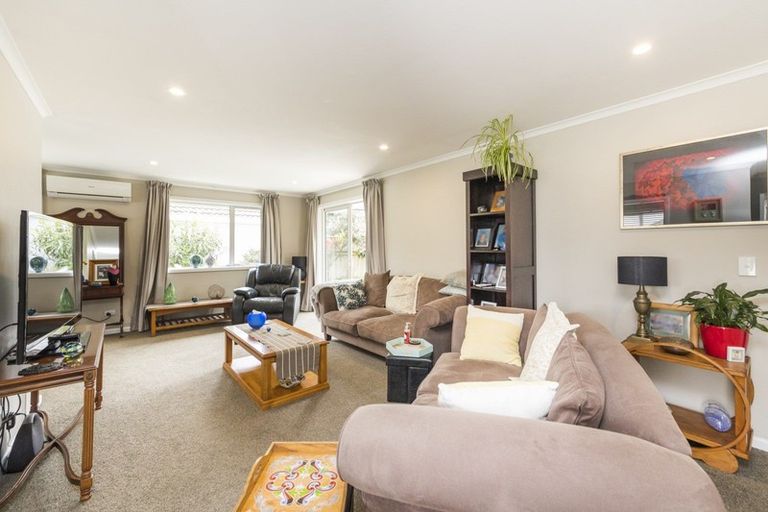Photo of property in 24a Rata Street, Roslyn, Palmerston North, 4414