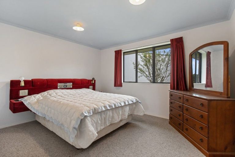 Photo of property in 800 Tuhikaramea Road, Ngahinapouri, Hamilton, 3290