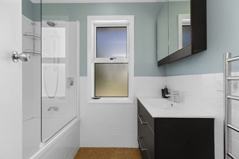 Photo of property in 107 Taylor Street, Cambridge, 3434