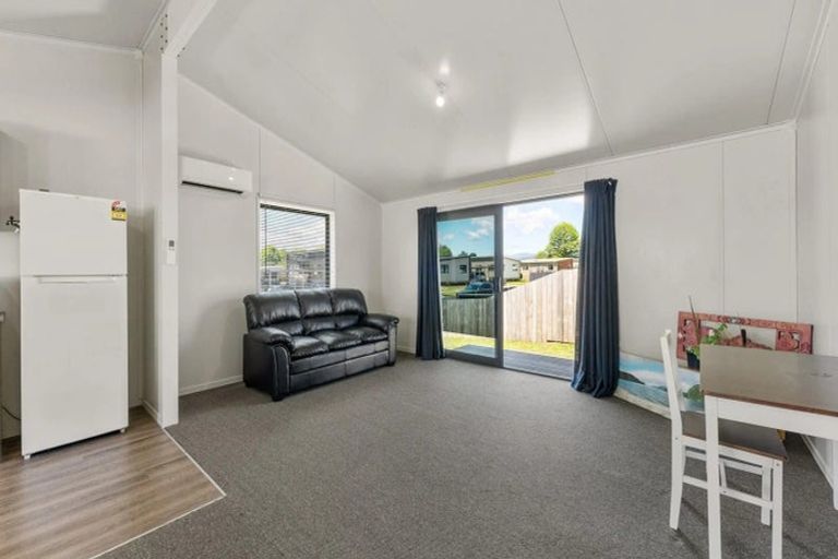 Photo of property in 37 Te Iwiheke Place, Turangi, 3334
