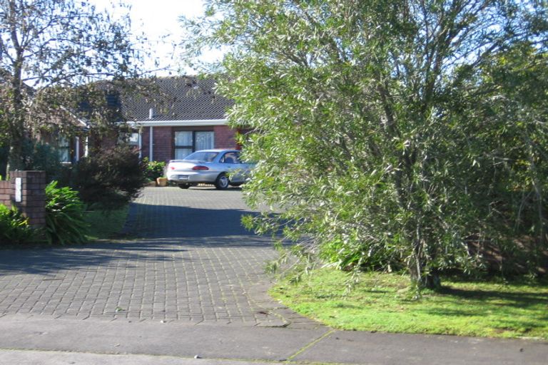 Photo of property in 26 Crampton Court, Orewa, 0931