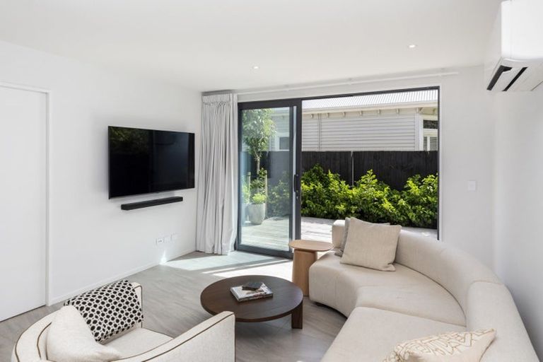 Photo of property in 202b Edgeware Road, Edgeware, Christchurch, 8013