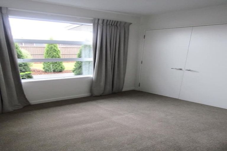 Photo of property in 33 Shadbolt Lane, Rolleston, 7614