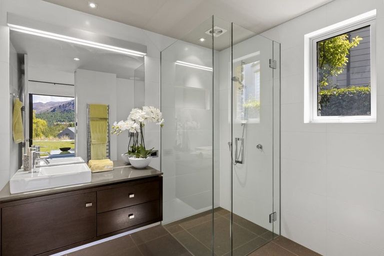 Photo of property in Millbrook Resort, 24 Ayrburn Ridge, Arrowtown, 9371