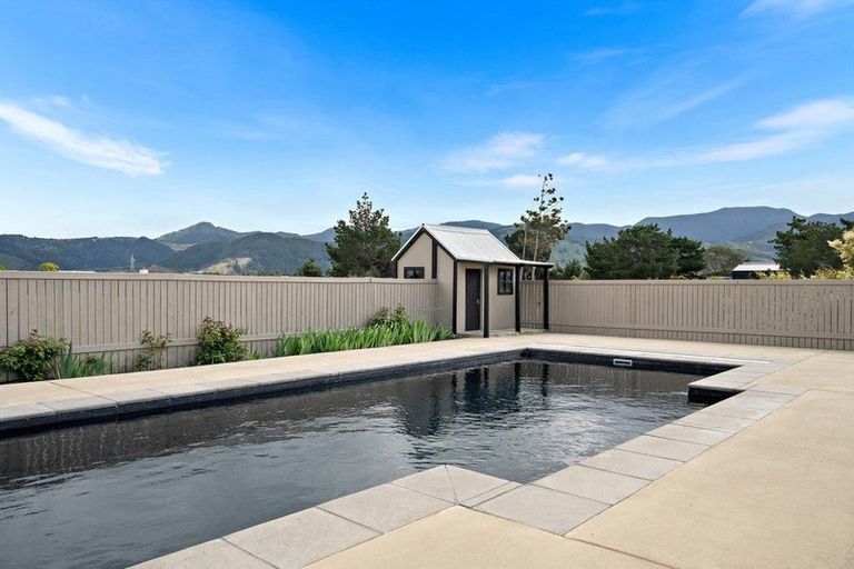 Photo of property in 37 Ocean View Crescent, Rarangi, Blenheim, 7273