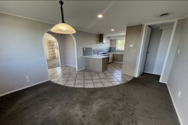 Photo of property in 18 Deodar Place, Totara Heights, Auckland, 2105