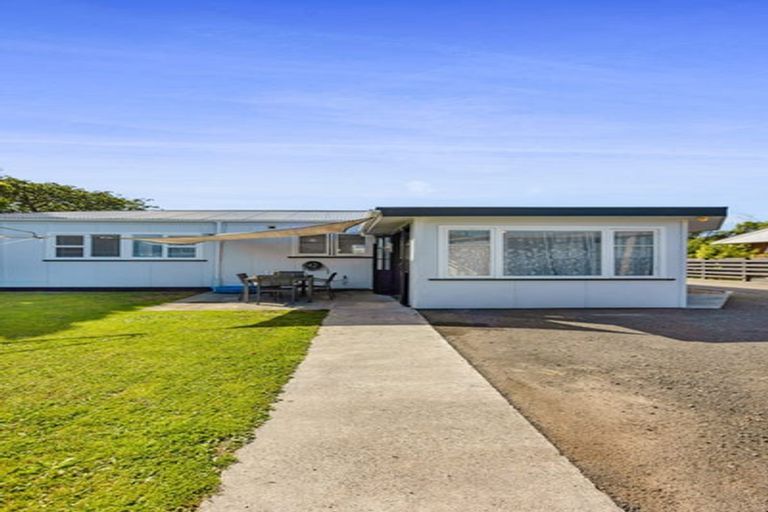 Photo of property in 59 Camberwell Road, Hawera, 4610