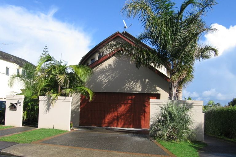 Photo of property in 1/45 Clovelly Road, Bucklands Beach, Auckland, 2012