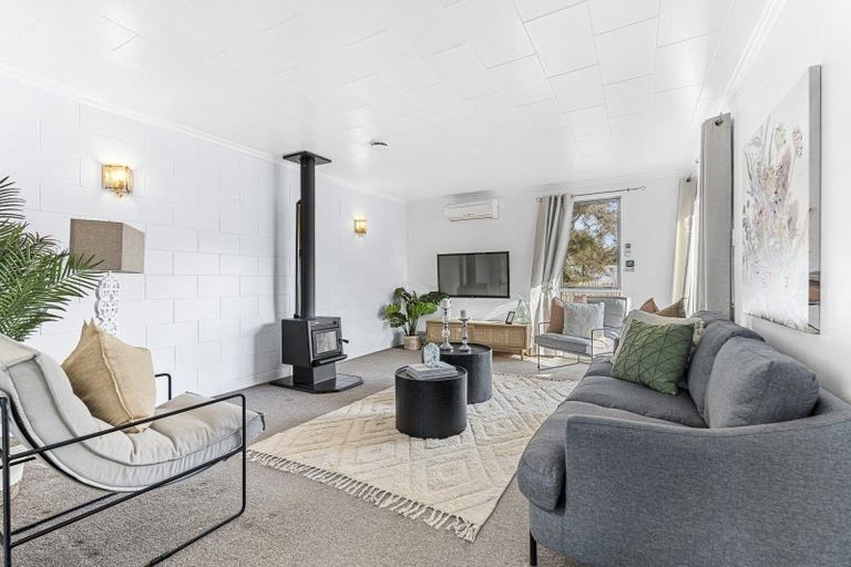 Photo of property in 1 La Salle Drive, Westown, New Plymouth, 4310