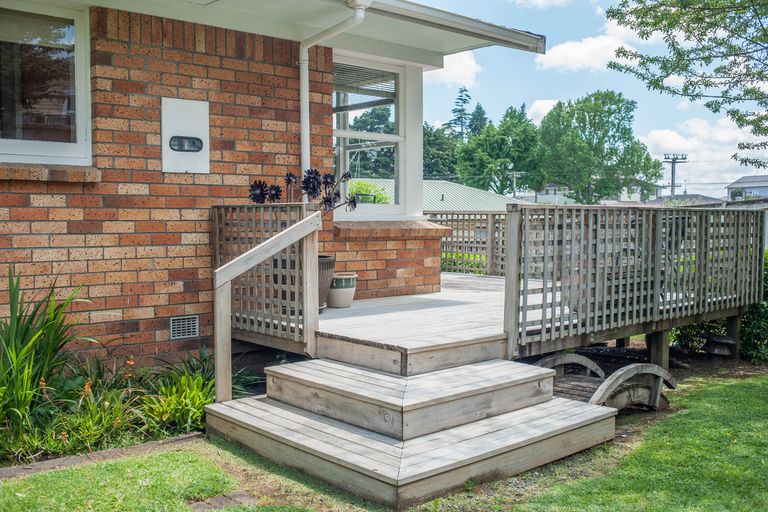 Photo of property in 241 Brady Street, Te Awamutu, 3800