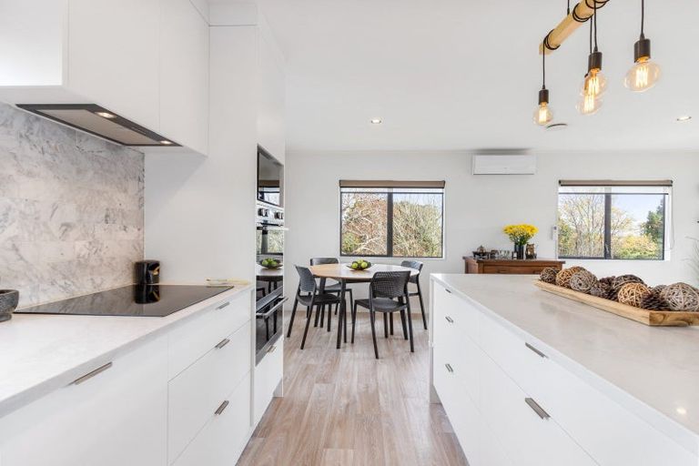 Photo of property in 1/19 Drome View Place, Beach Haven, Auckland, 0626