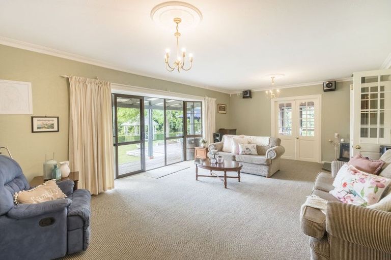 Photo of property in 114 Main Road South, Raumati Beach, Paraparaumu, 5032