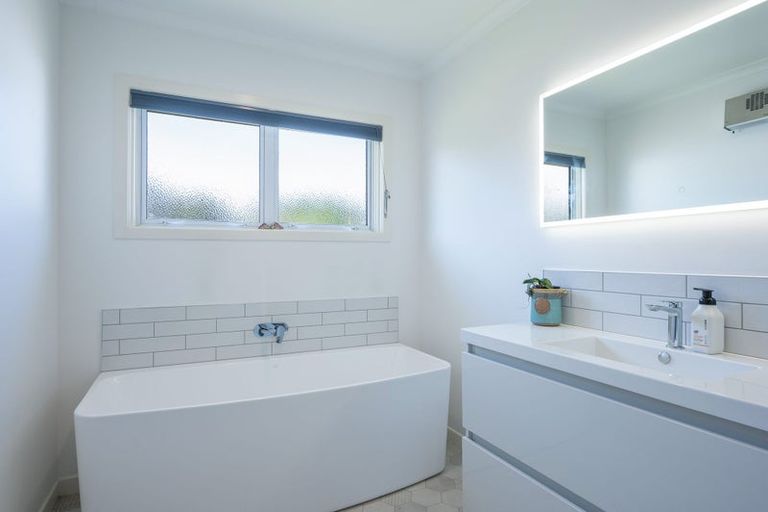 Photo of property in 1 Golf Road, Tahunanui, Nelson, 7011