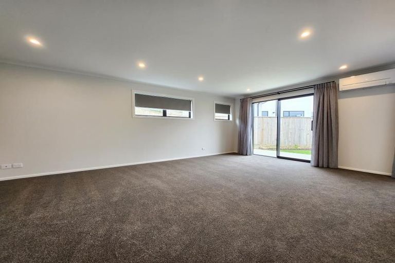 Photo of property in 30a Ken Douglas Drive, Aotea, Porirua, 5024
