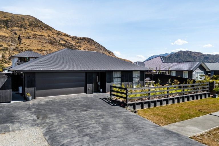 Photo of property in 83 Stalker Road, Lower Shotover, Queenstown, 9304
