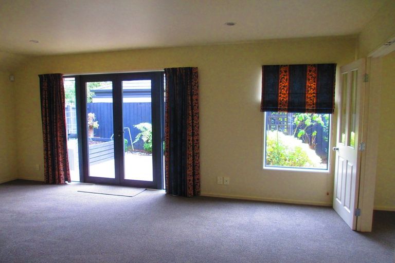 Photo of property in 1/102 Roberta Drive, Somerfield, Christchurch, 8024