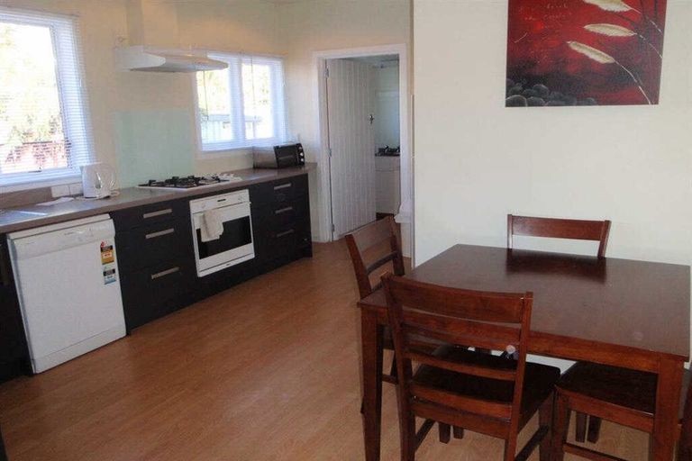 Photo of property in 18 Bowenvale Avenue, Cashmere, Christchurch, 8022