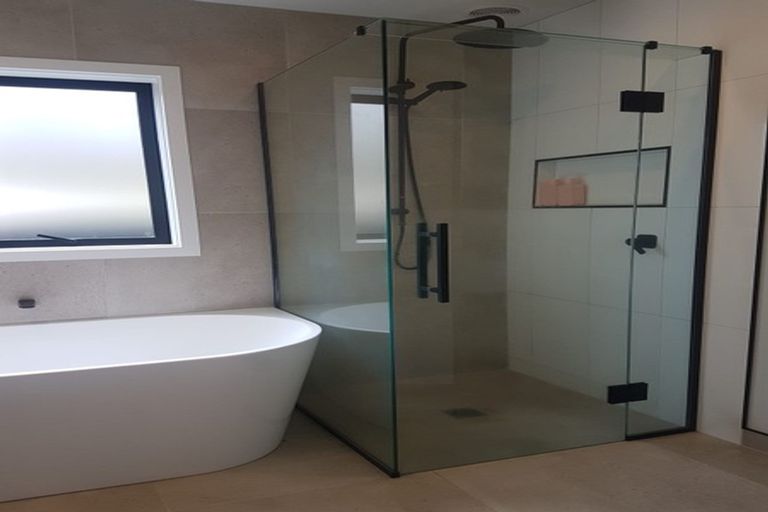 Photo of property in 4 Strata View, Western Heights, Hamilton, 3200