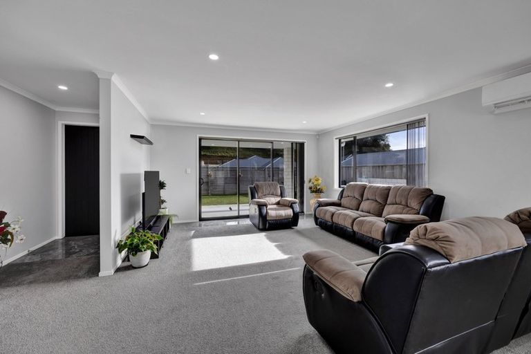 Photo of property in 6 Frederick Place, Whalers Gate, New Plymouth, 4310