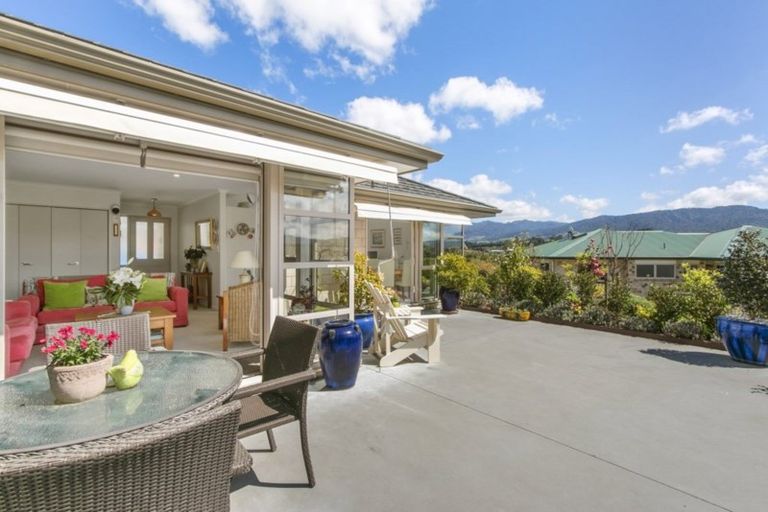 Photo of property in 18 Noble Johnston Drive, Katikati, 3129