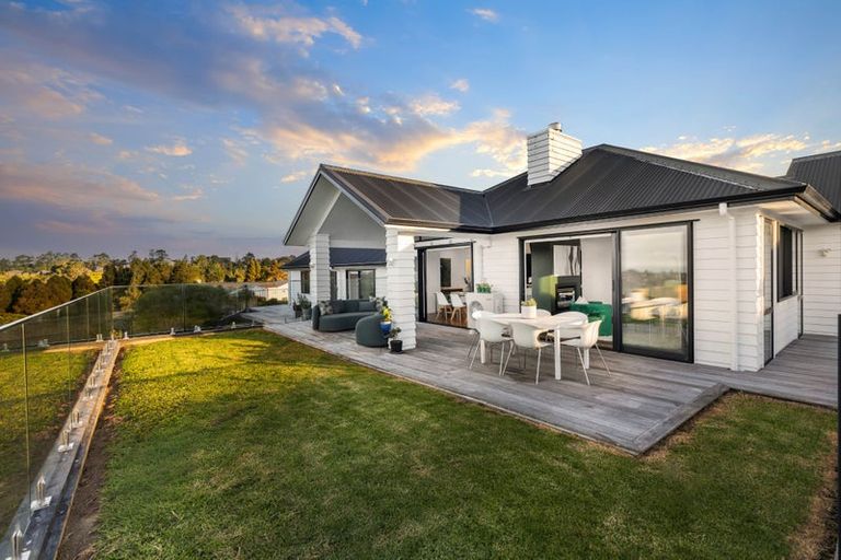 Photo of property in 72 Vaughans Road, Long Bay, Albany, 0792