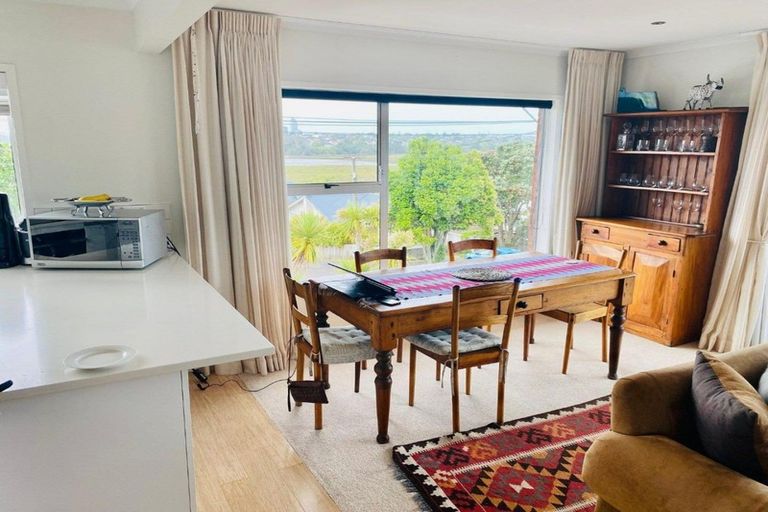 Photo of property in 1/70 Beresford Street, Bayswater, Auckland, 0622