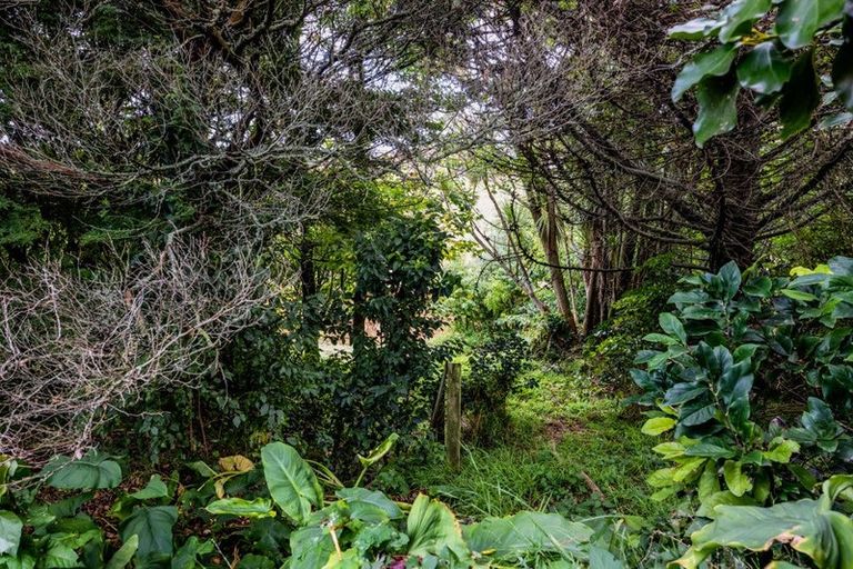 Photo of property in 604 Haowhenua Place, Hawera, 4674