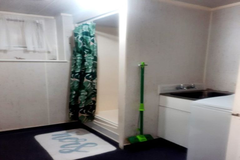 Photo of property in 27 Rhine Street, Island Bay, Wellington, 6023