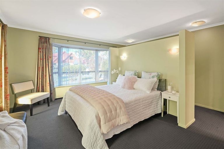 Photo of property in 14 Fernbrook Place, Mairehau, Christchurch, 8013