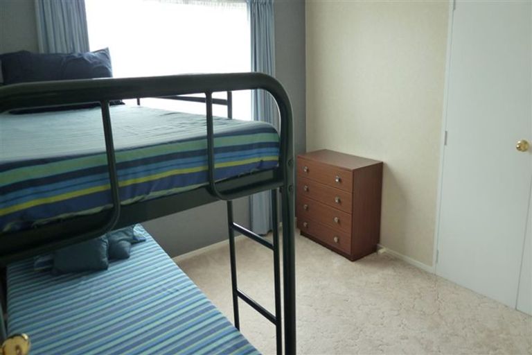 Photo of property in 2 Harris Place, Ngatea, 3503