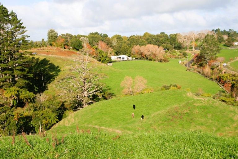 Photo of property in 562 Frankley Road, Hurworth, New Plymouth, 4371