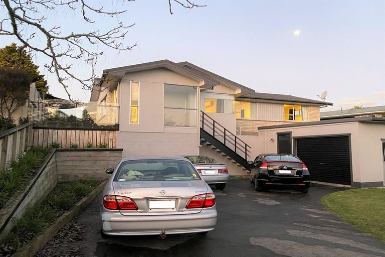 Photo of property in 4 Rothesay Place, Dinsdale, Hamilton, 3204