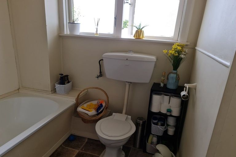 Photo of property in 22-24 Bentham Street, Westport, 7825