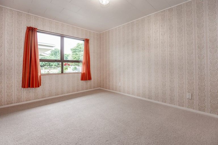 Photo of property in 2/1304 Southland Road, Raureka, Hastings, 4120