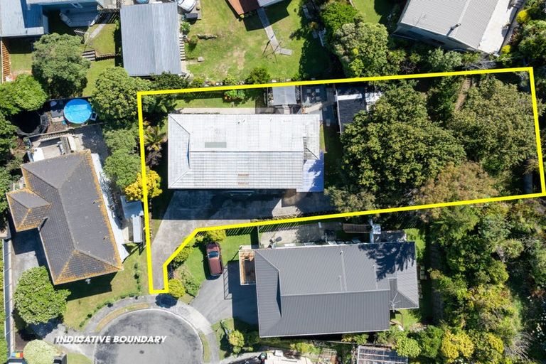 Photo of property in 7 Livet Place, Papakowhai, Porirua, 5024