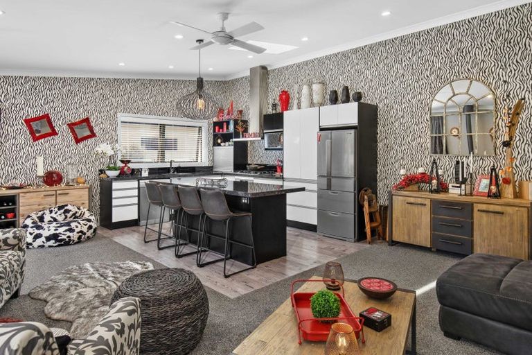 Photo of property in 10 Briar Crescent, Alexandra, 9320