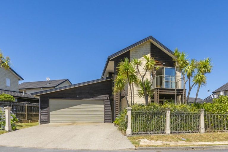 Photo of property in 8 Springhaven Lane, Paraparaumu, 5032