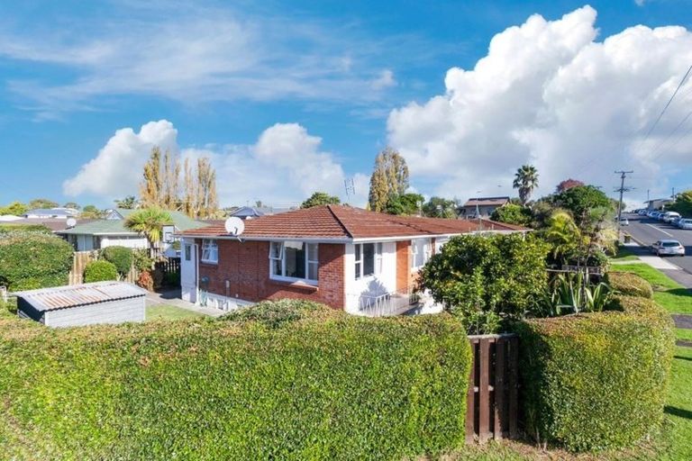 Photo of property in 1/84 Nile Road, Milford, Auckland, 0620